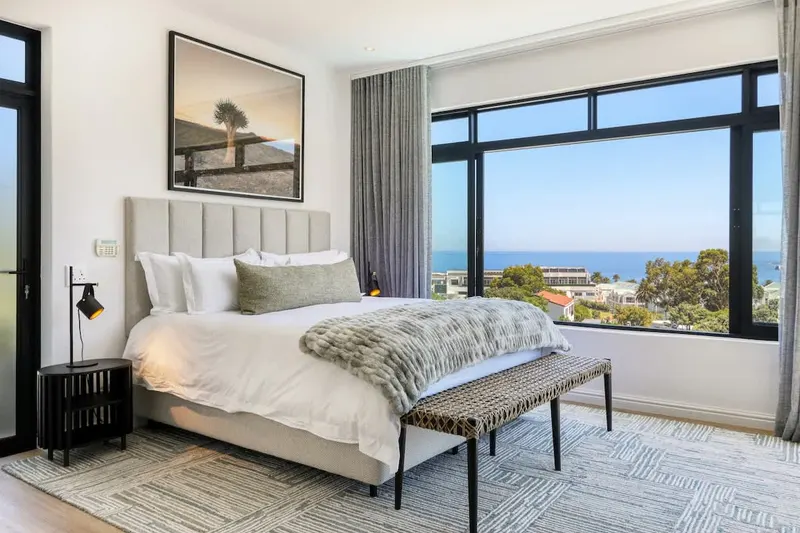 Central Drive Villa in Camps Bay – photo 34