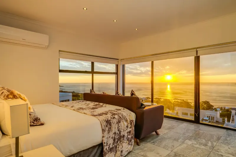 Sunset Views in Camps Bay – photo 6