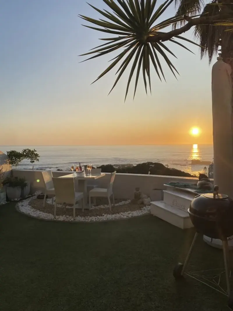 Nautica 2 Bed in Clifton – photo 5