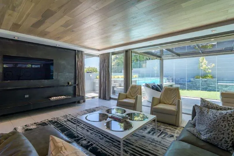 Villa Pascal in Camps Bay – photo 20