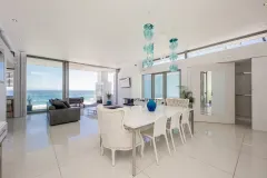 15 Views Penthouse in Camps Bay – photo 15 thumbnail