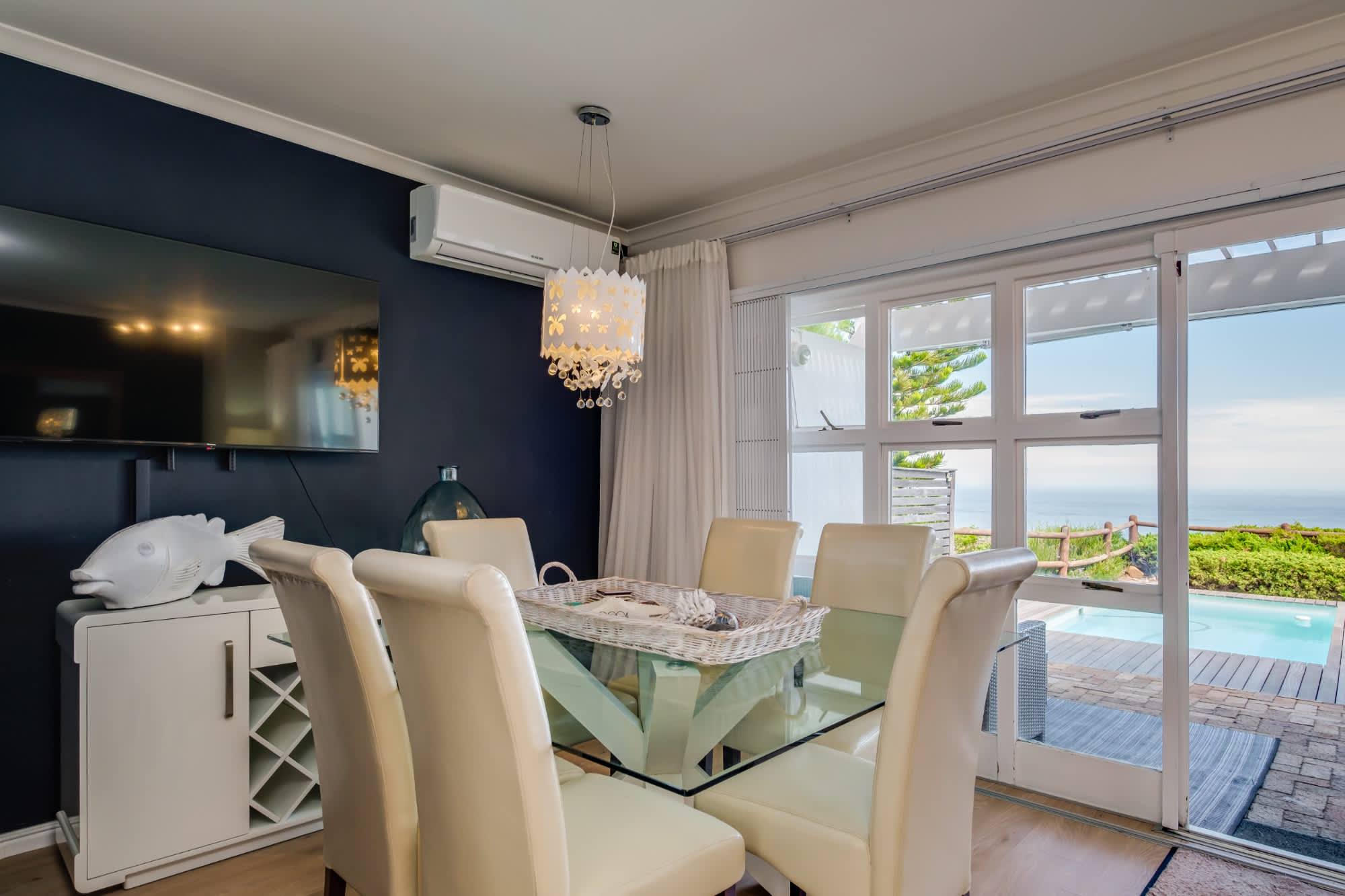 property_70bad596-d5a1-4395-b9ad-14e004f97348_12