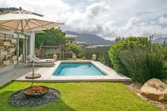 Villa Naude in Lakeside – photo 18 thumbnail