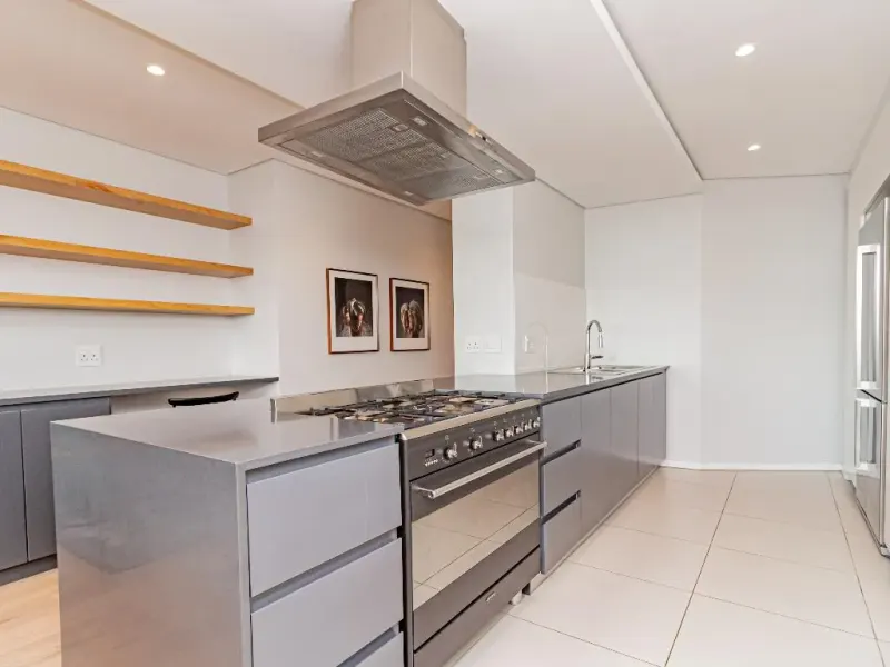 Green Point Penthouse in Three Anchor Bay – photo 2