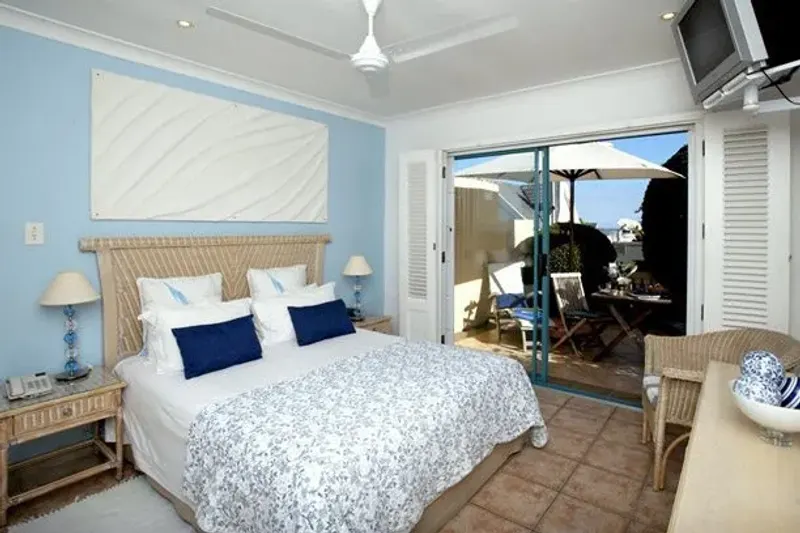 Rochester Villa in Bantry Bay – photo 8