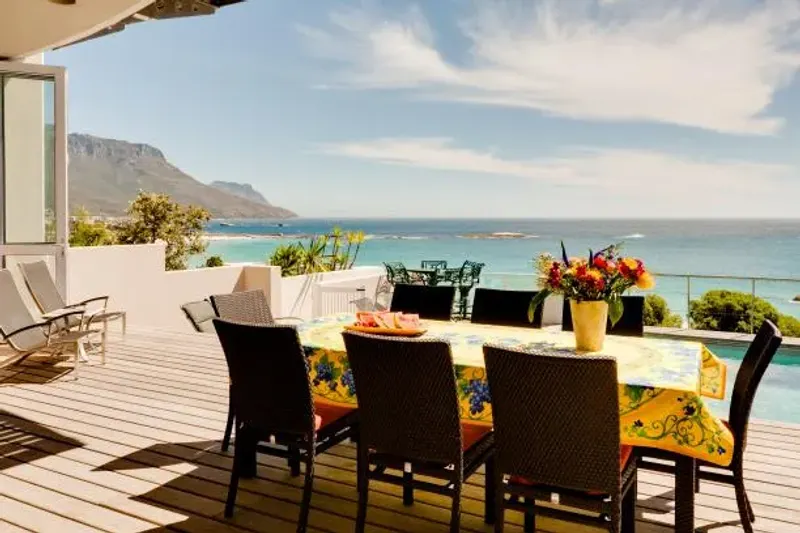 Beach Villa in Camps Bay – photo 14
