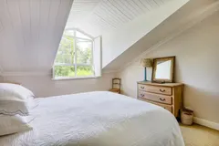 Villa Badgemore in Constantia – photo 23 thumbnail