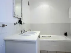 Clifton 4th Beach Bungalow in Clifton – photo 21 thumbnail