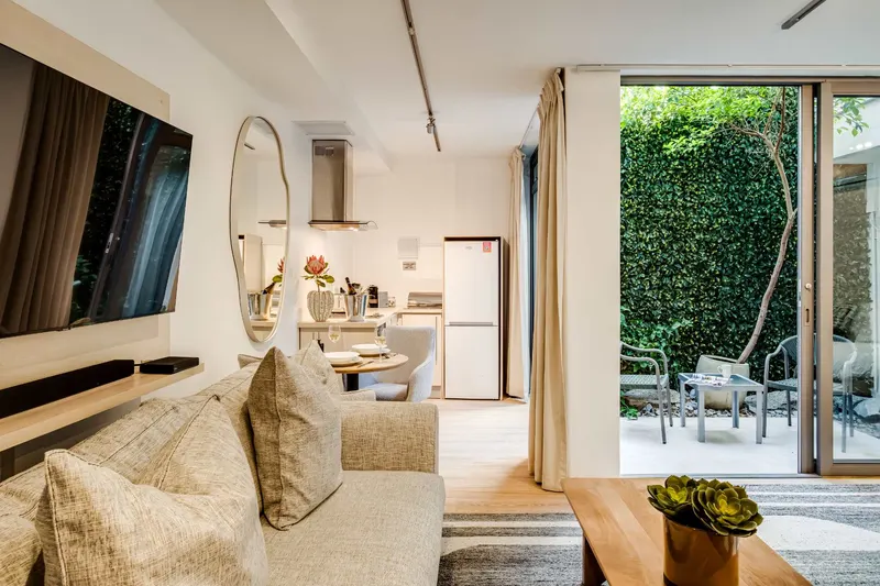 Blue Ocean Studio in Camps Bay – photo 5