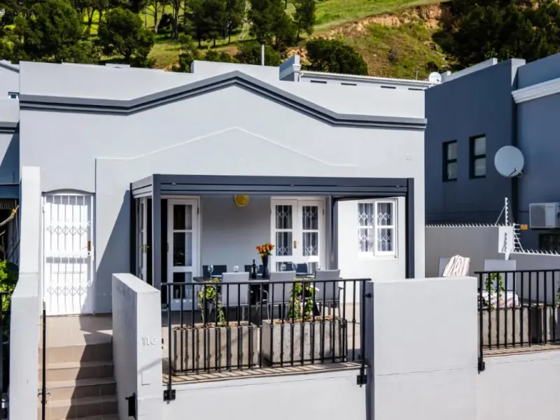 De Waterkant Townhouse in Green Point – photo 18