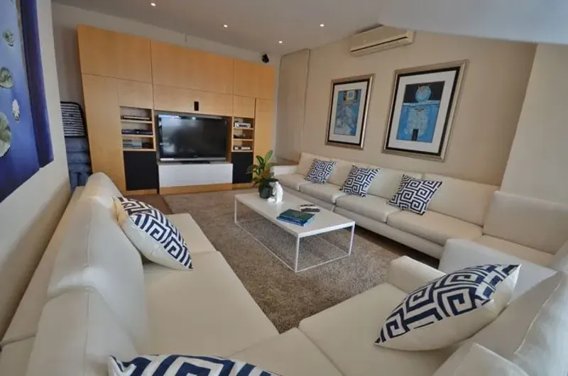 Bantry Bay Heights in Bantry Bay – photo 12