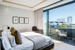 Penthouse on S in Three Anchor Bay – photo 4 thumbnail