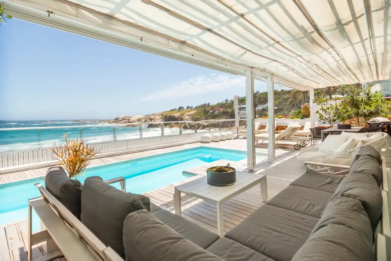 Glen Beach House in Camps Bay
