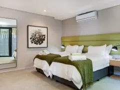 Fulham Road Villa in Bakoven – photo 10 thumbnail