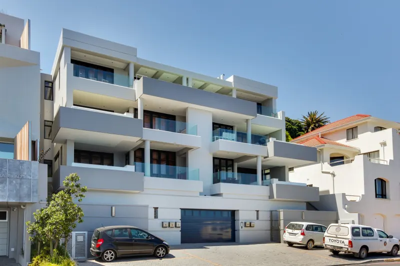 Bali Luxury Suite E in Camps Bay – photo 20
