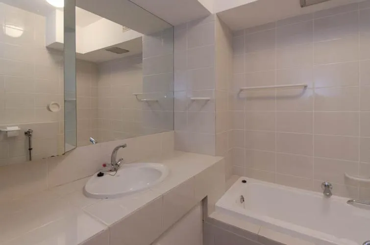 property_73374490-1a95-4f0a-bf12-b0dd74be11d6_5