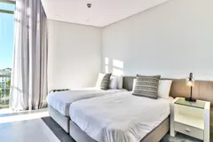 601B Pent in V&A Waterfront – photo 1 thumbnail