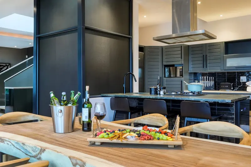Central Drive Villa in Camps Bay – photo 29