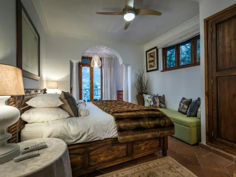Varsity Street Villa in Tamboerskloof – photo 1