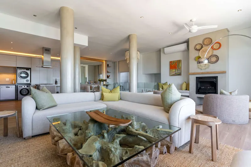 Bakoven Sunsets Luxury Apartment in Camps Bay – photo 37