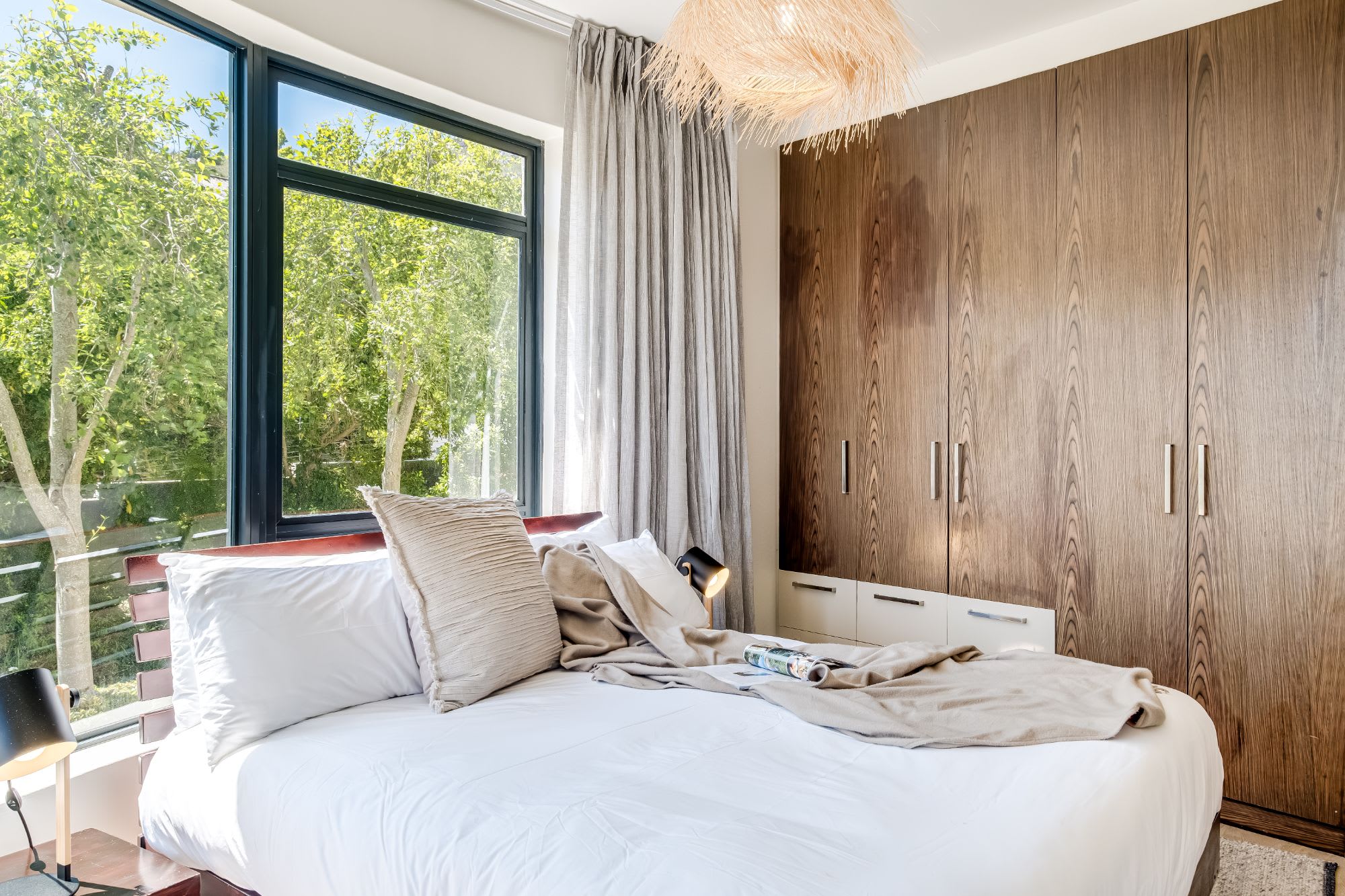 property_73fd9fee-372f-480c-a140-deff9d2fe7a4_21