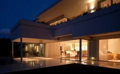 Rontree Avenue Villa in Bakoven – photo 8 thumbnail