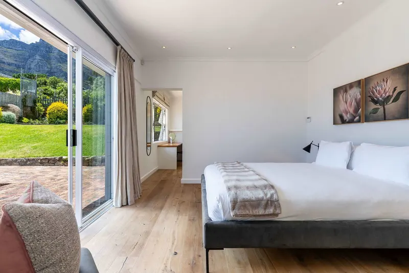 Camps Bay Deluxe in Camps Bay – photo 18