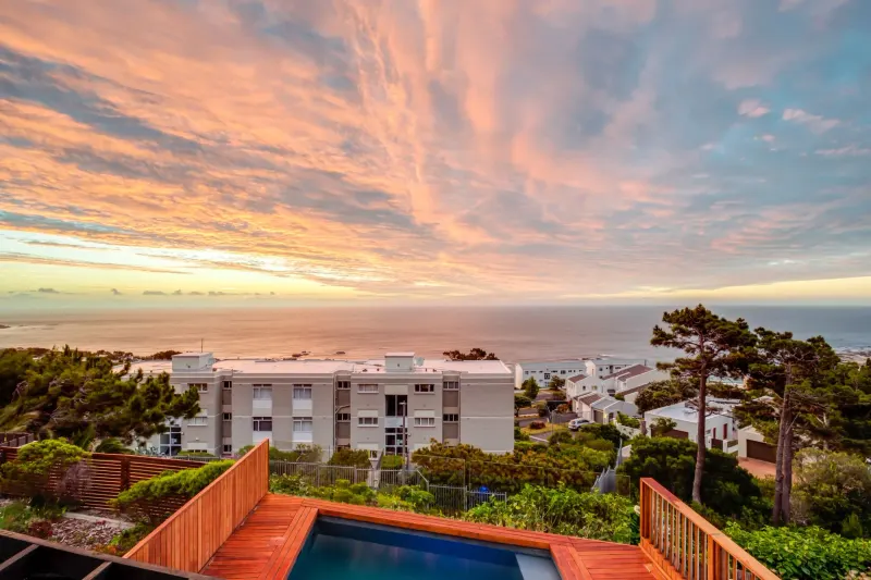 Malibu in camps bay – photo 23