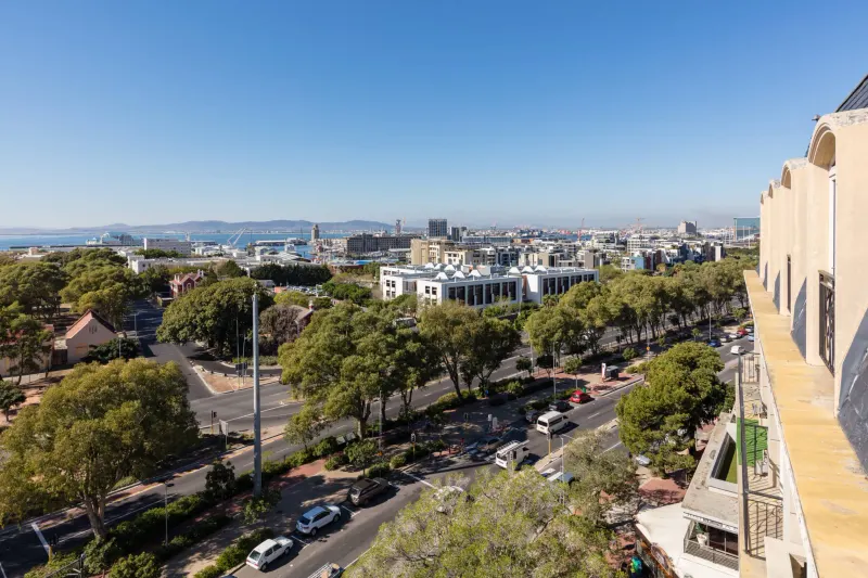 705 Cape Royale in Green Point – photo 5