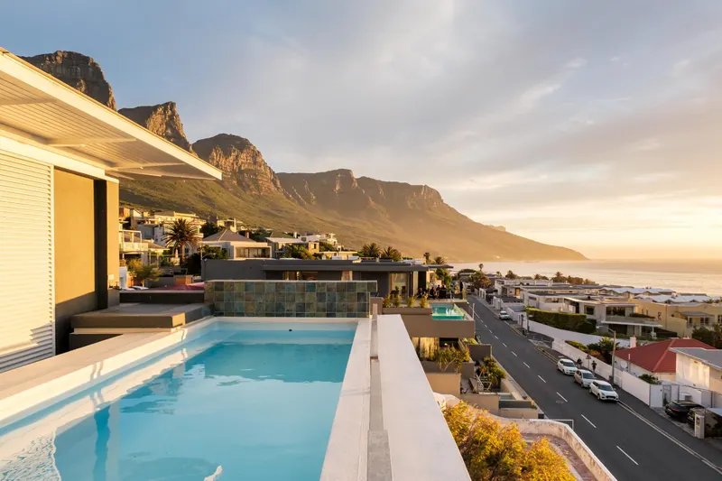 Sapphire Tide Pent in Camps Bay – photo 1