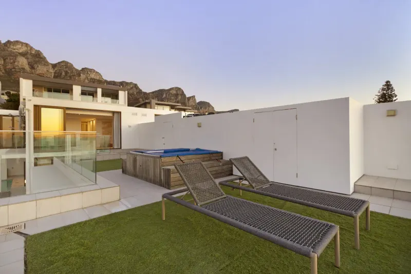 24 Geneva Unit B in Camps Bay – photo 45