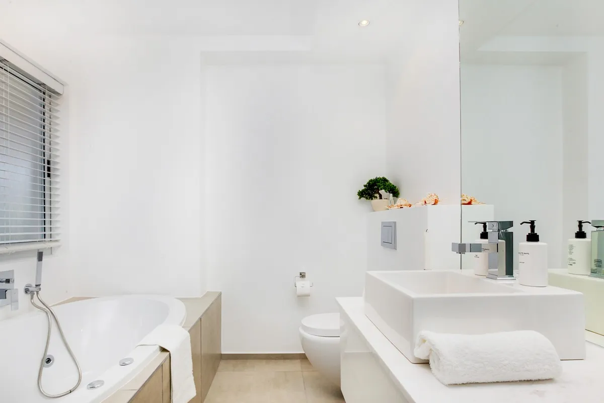 property_7573b09a-36f9-4a48-aa69-1ad54a8534ae_16