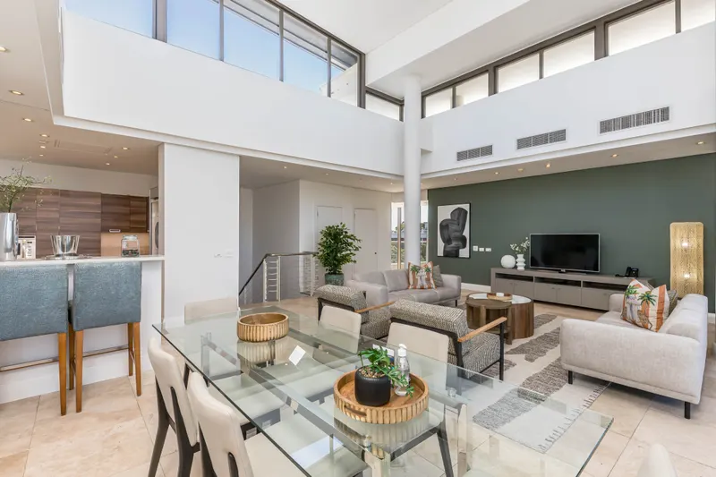 501A Pent in V&A Waterfront – photo 3