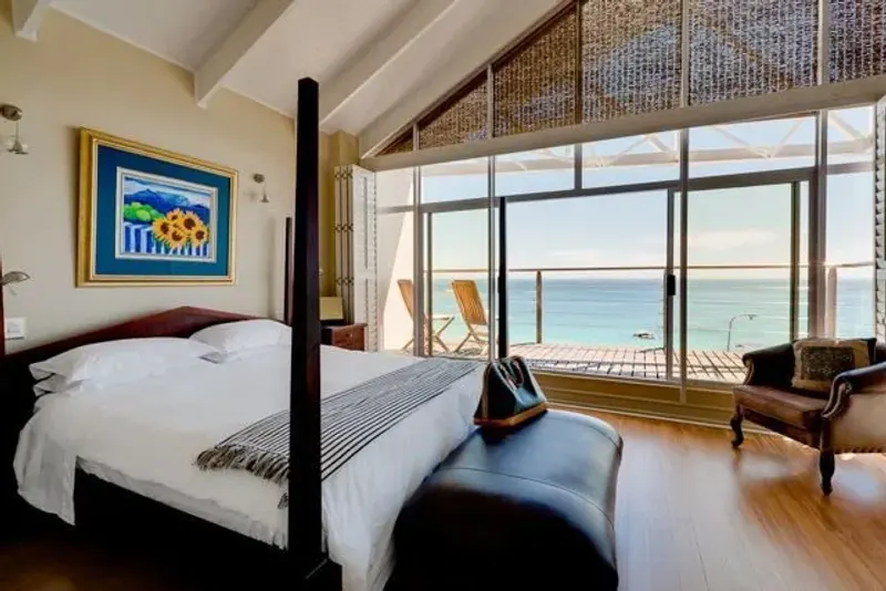 Camps Bay Beach Villa in Camps Bay – photo 9