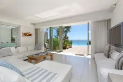 15 Views House in Camps Bay – photo 15 thumbnail