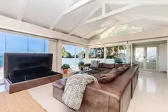 Clifton Ice Bungalow in Clifton – photo 34 thumbnail