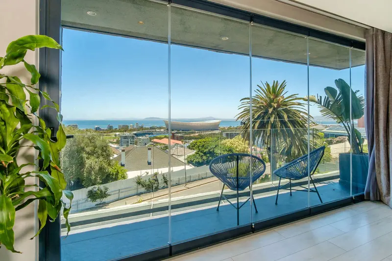 Joubert Oasis Villa in Green Point – photo 9