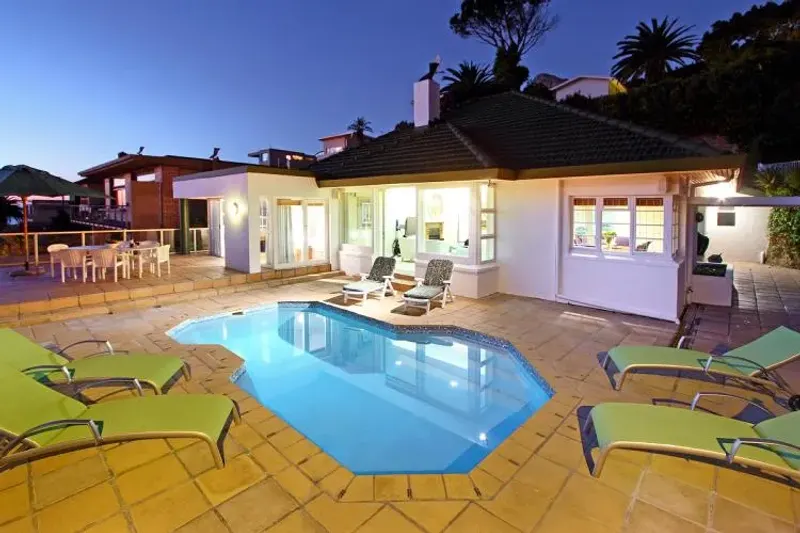 Strathmore Manor in Camps Bay – photo 15