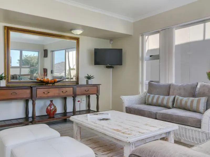 Lago in Camps Bay – photo 2