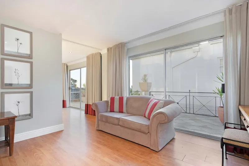 Beachy Villa in Camps Bay – photo 17