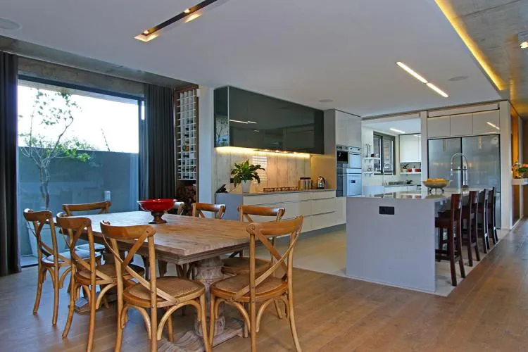 property_77b89dbe-fde1-4365-b64e-29cf6ccaa19c_4