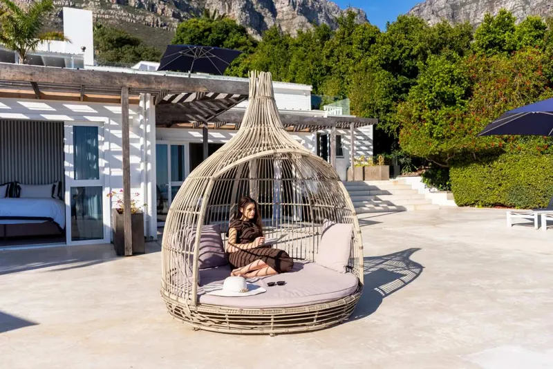 TWO VIEWS (CB155) in Camps Bay – photo 59