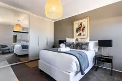 Green Point Grande in Green Point – photo 18 thumbnail