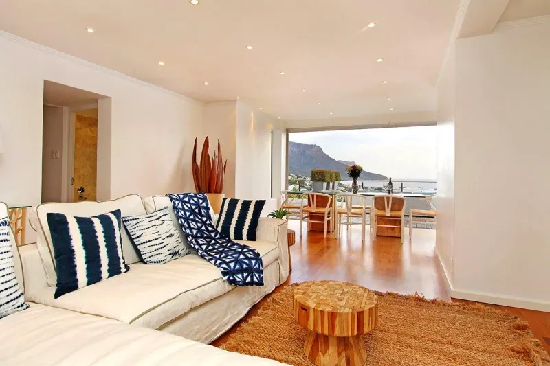 Sedgemoor Views Villa in Camps Bay – photo 8