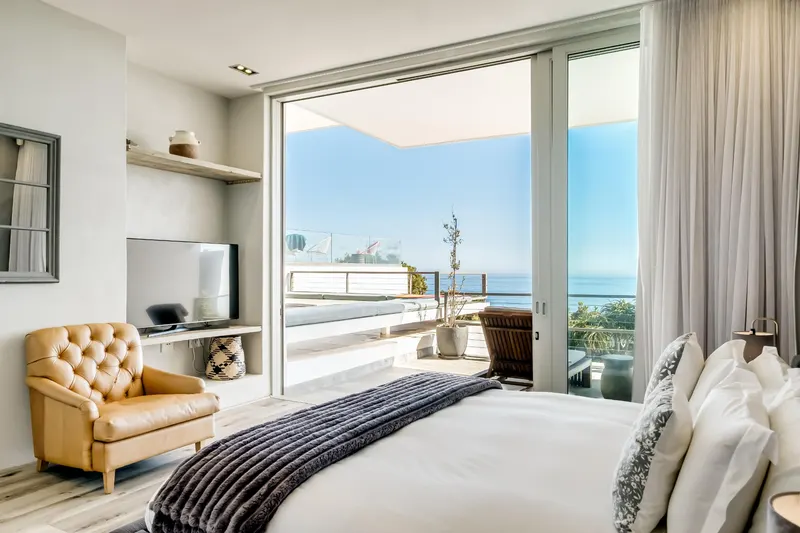 Atlantic Reflection in Camps Bay – photo 20