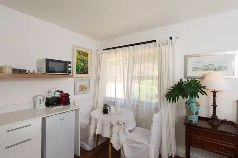 16 Barbara Road Villa in Bakoven – photo 8