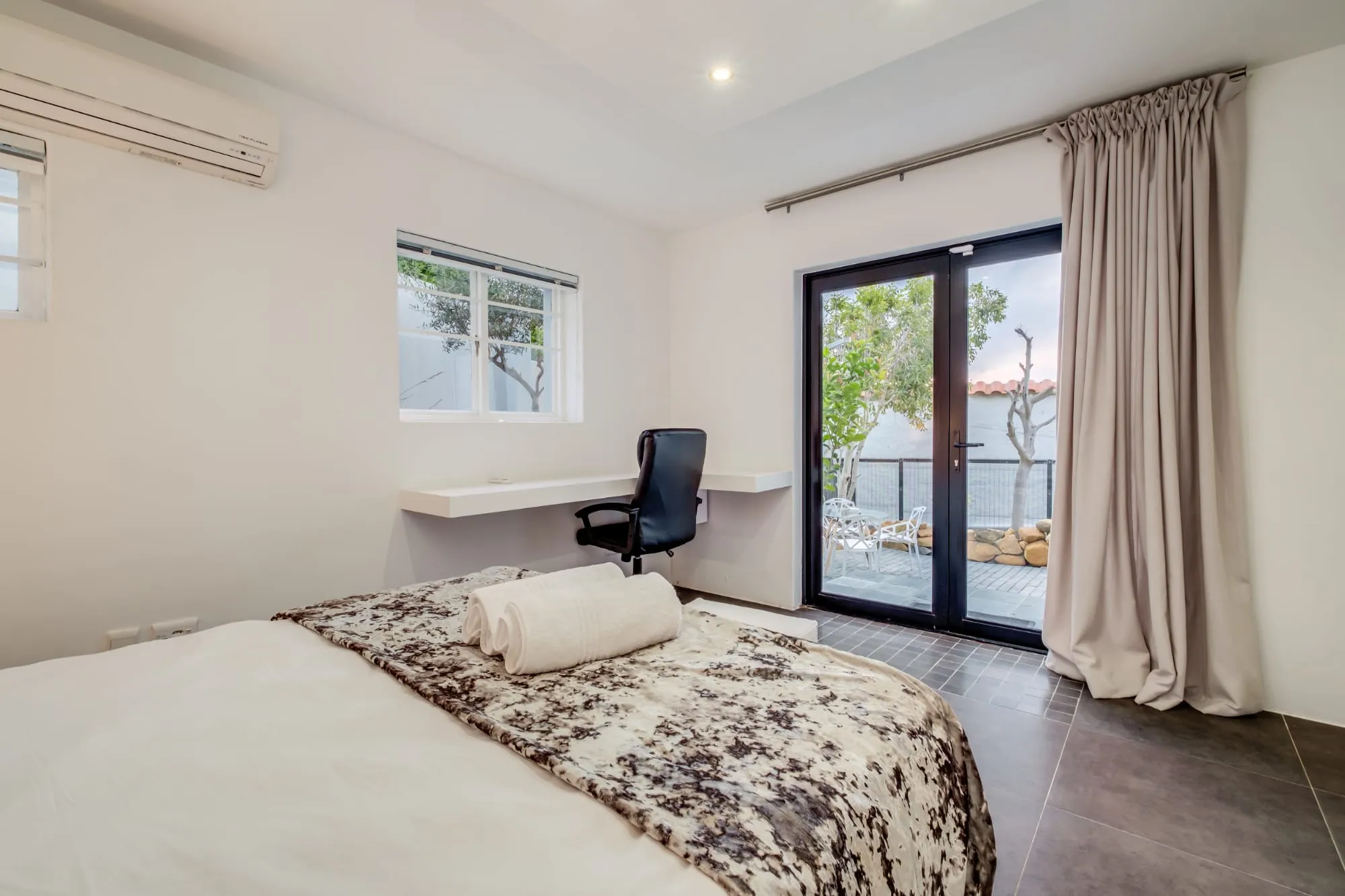 property_78d6f974-4cfb-4c23-a398-70556433beaf_15
