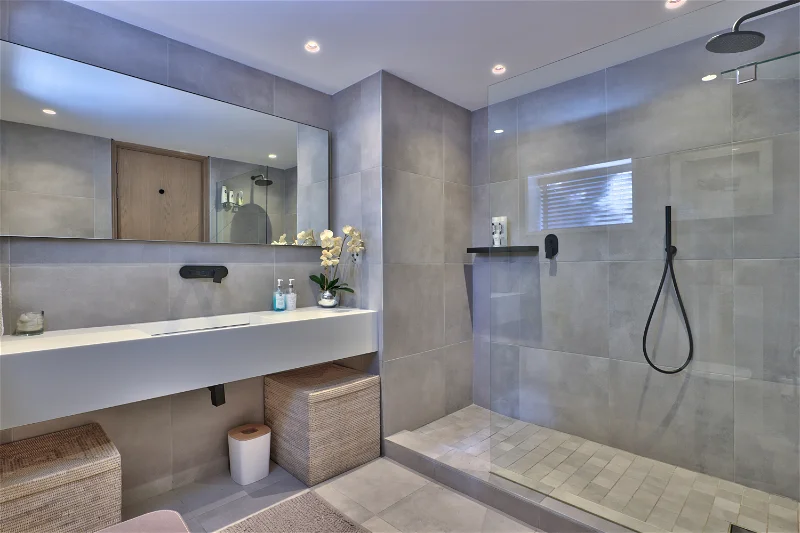 property_79070a25-c016-4c3f-9c12-e27c39837fa9_39