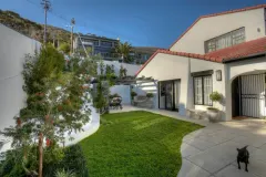 Borbeaux Villa in Sea Point – photo 26 thumbnail