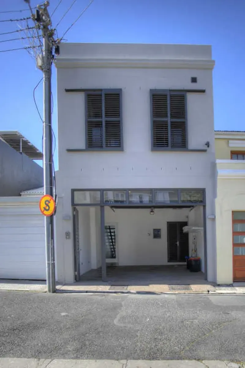 Loader Modern in Green Point – photo 15